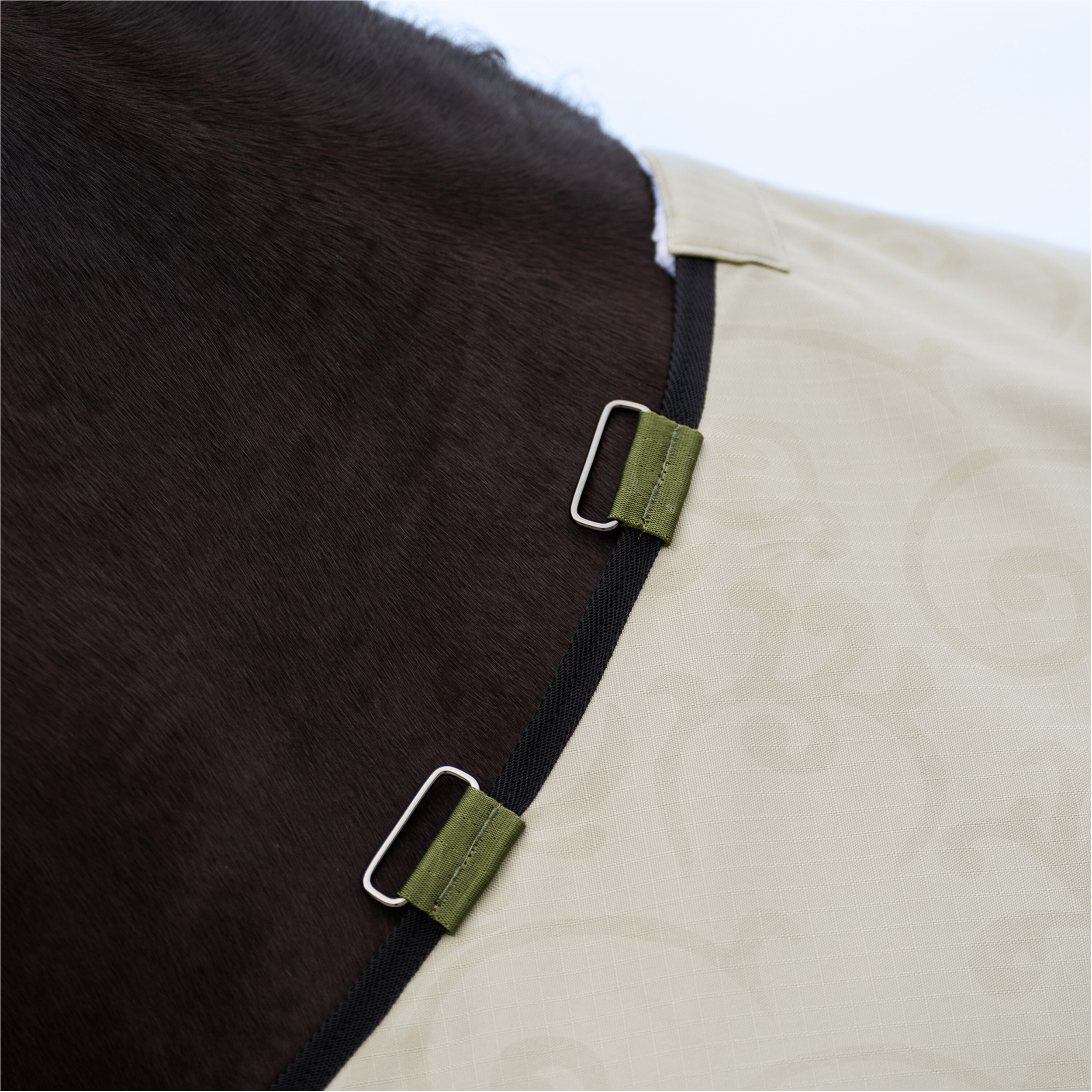 Regen- & Fliegendecke 600D IRHSuper-dry light olive