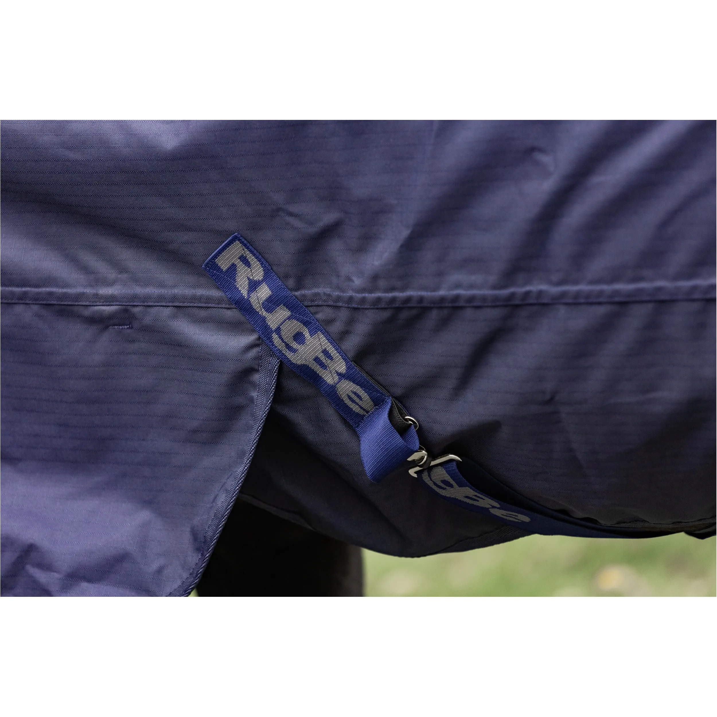 Winterdecke 300g Füllung 600D RugBe IceProtect dunkelblau