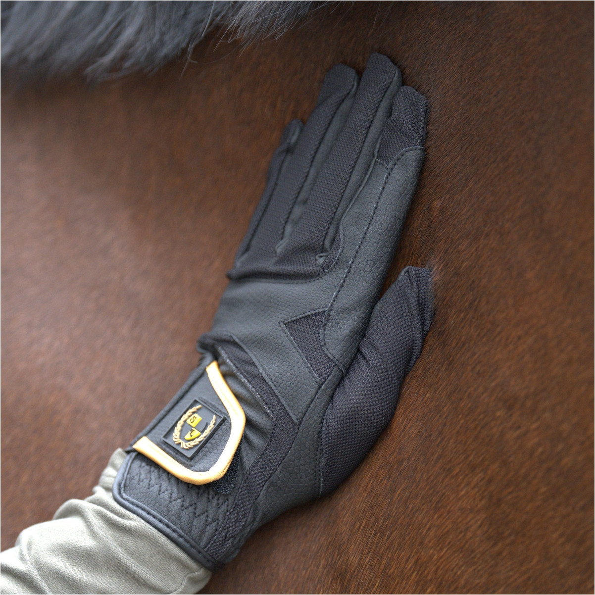 Reithandschuhe AIR schwarz/gold Reithandschuhe AIR schwarz/gold