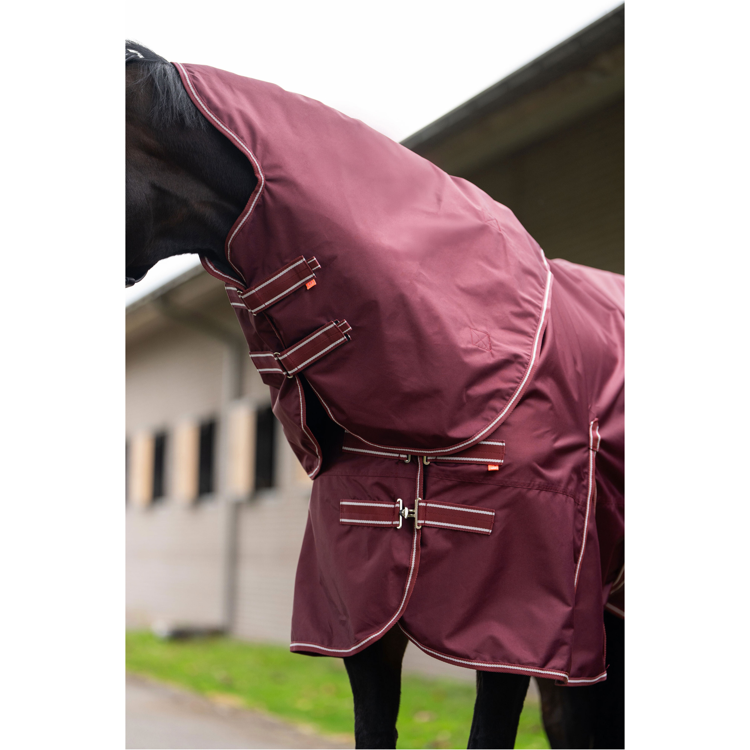 Outdoordecke mit Halsteil (abnehmbar) 600D IRHBasic deep rot