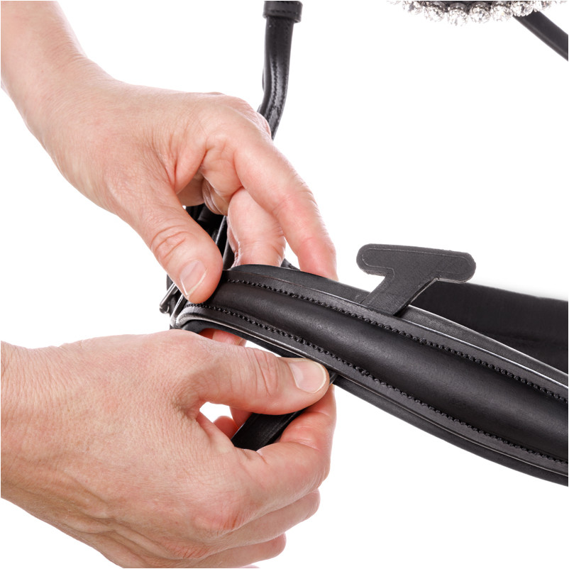 Trensenzaum englisch kombiniert CALIANO Leder geölt schwarz/silber