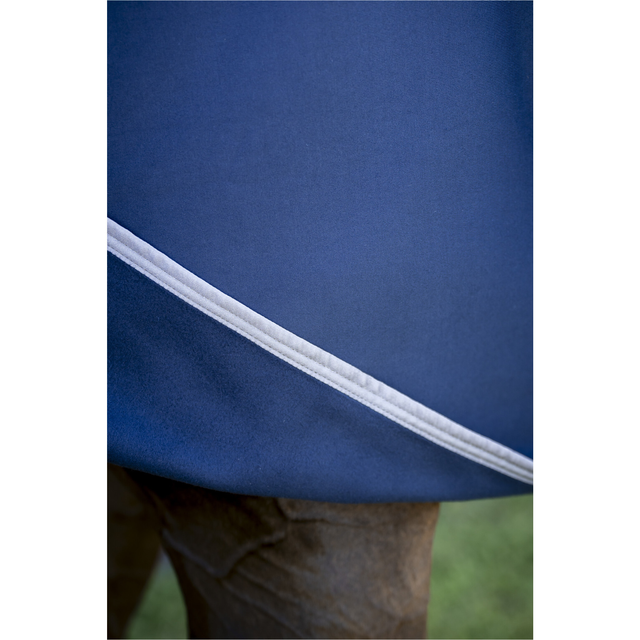 Abschwitzdecke AMIGO Jersey Cooler navy/titanium grey/silver