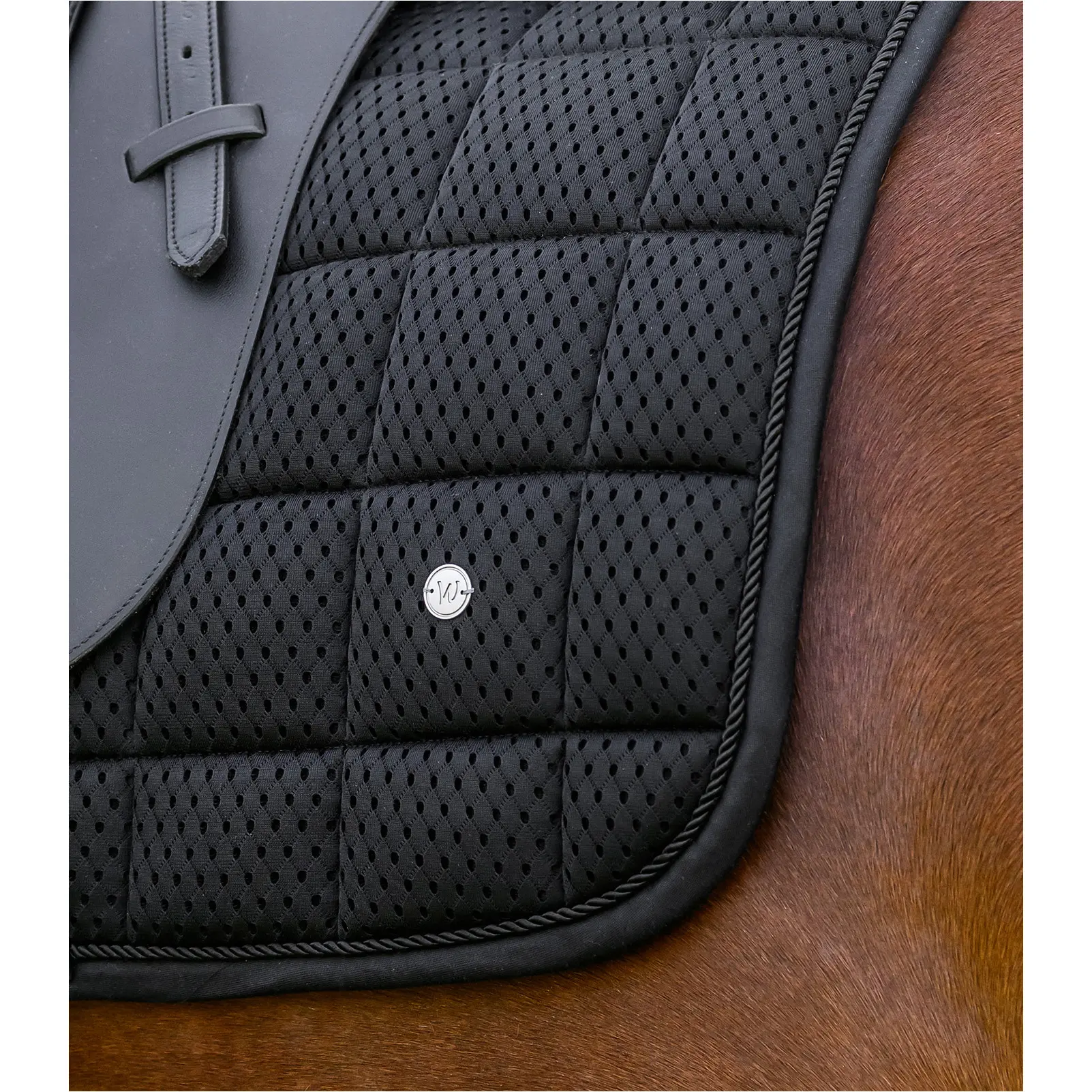 Schabracke BREATH PERFORMANCE schwarz Warmblut