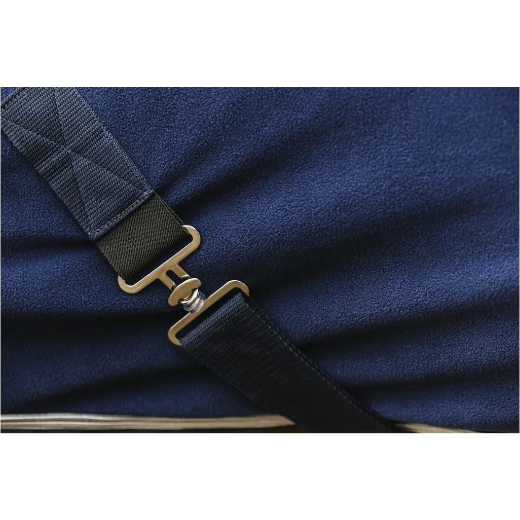 Fleecedecke mit Kreuzgurten VAGUE marineblau Fleecedecke mit Kreuzgurten VAGUE marineblau