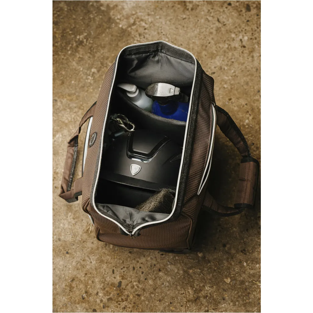 Putztasche mit Rollen braun