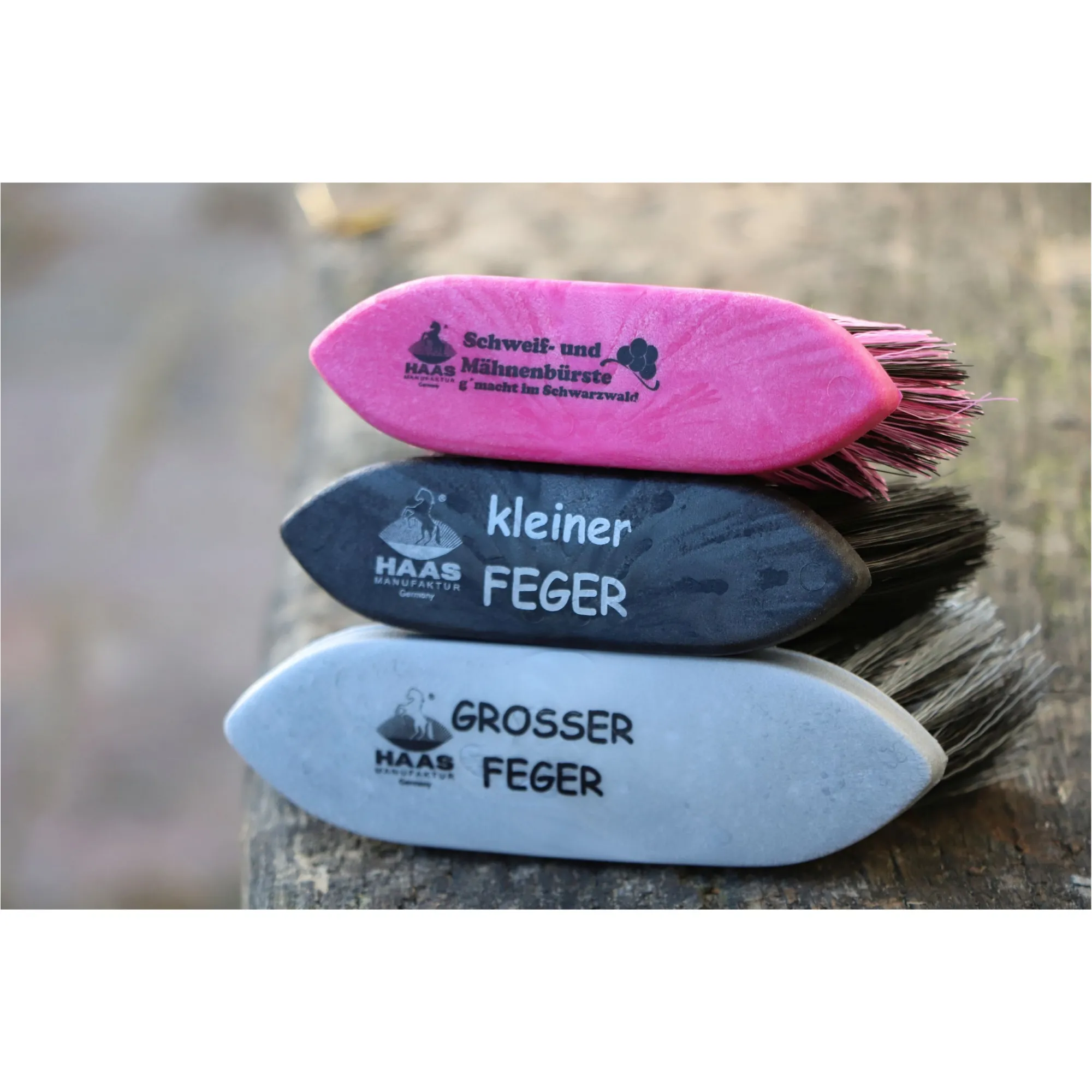 Schweif- und Mähnenbürste klein fuchsia